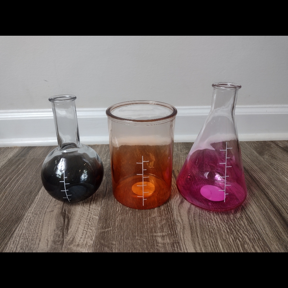 Target Halloween Beakers 3 piece set NEW